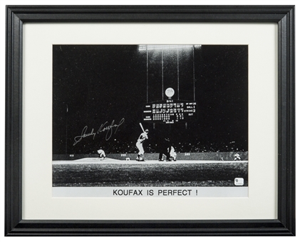 Sandy Koufax Signed 11x14 Framed Photo (JSA)